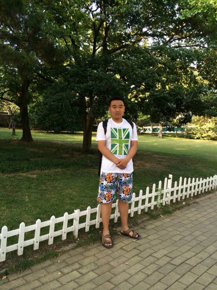 甘旗卡走出去的青年喜剧导演——刘宏禄